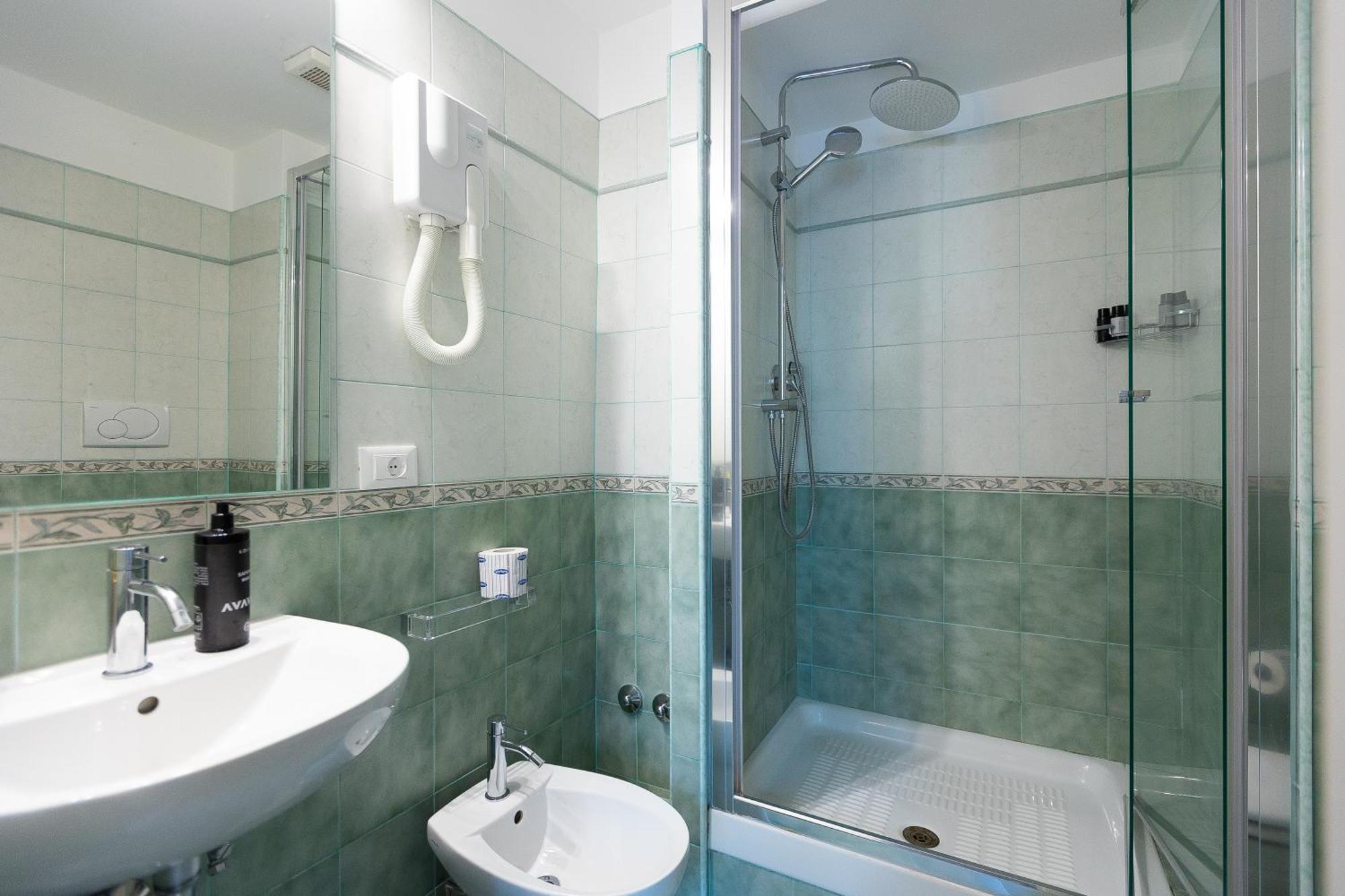 רומא Iron Cityaus Termini מראה חיצוני תמונה